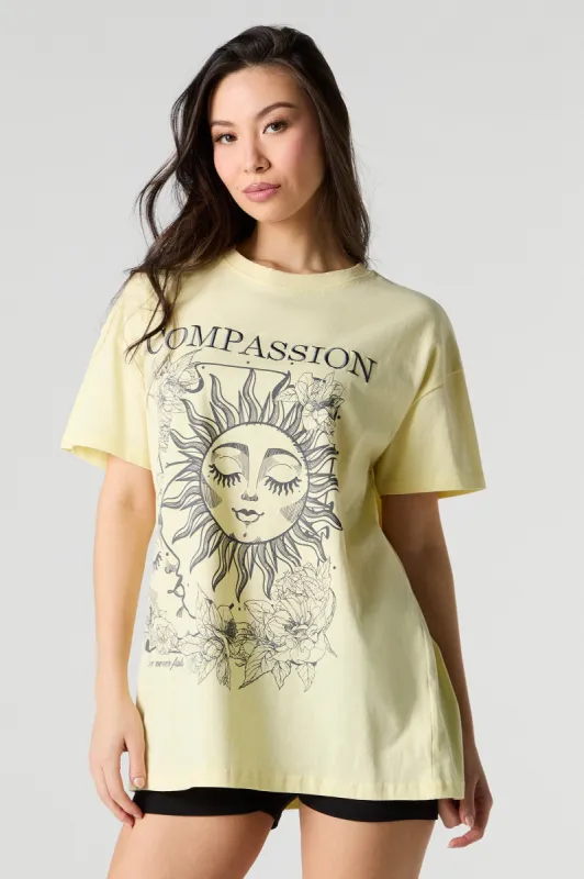 T-shirt surdimensionné avec motif brodé Compassion sold by Urban Planet