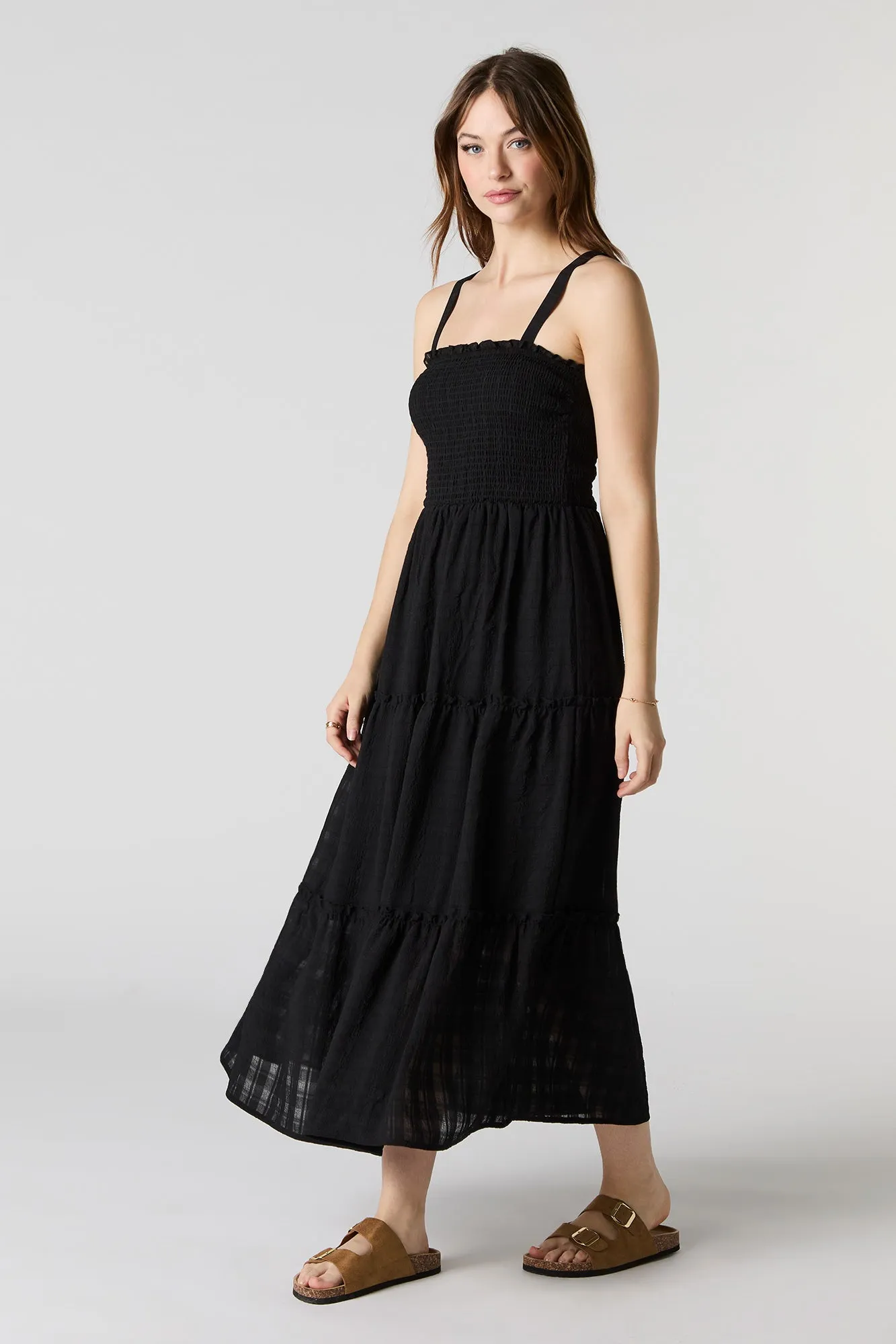 Robe midi étagée plissée et texturée sold by Urban Planet product image thumbnail 5