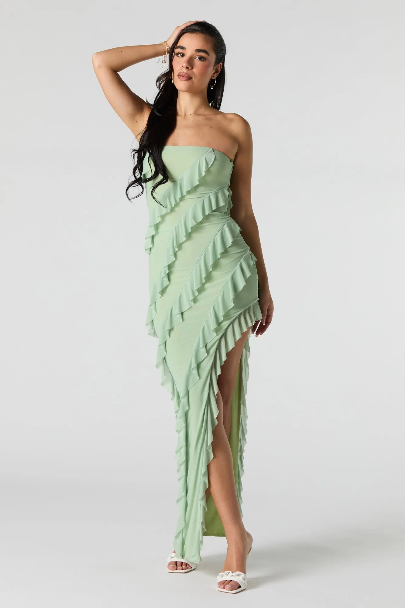 Robe maxi asymétrique volantée sans bretelles sold by Urban Planet product image thumbnail 4