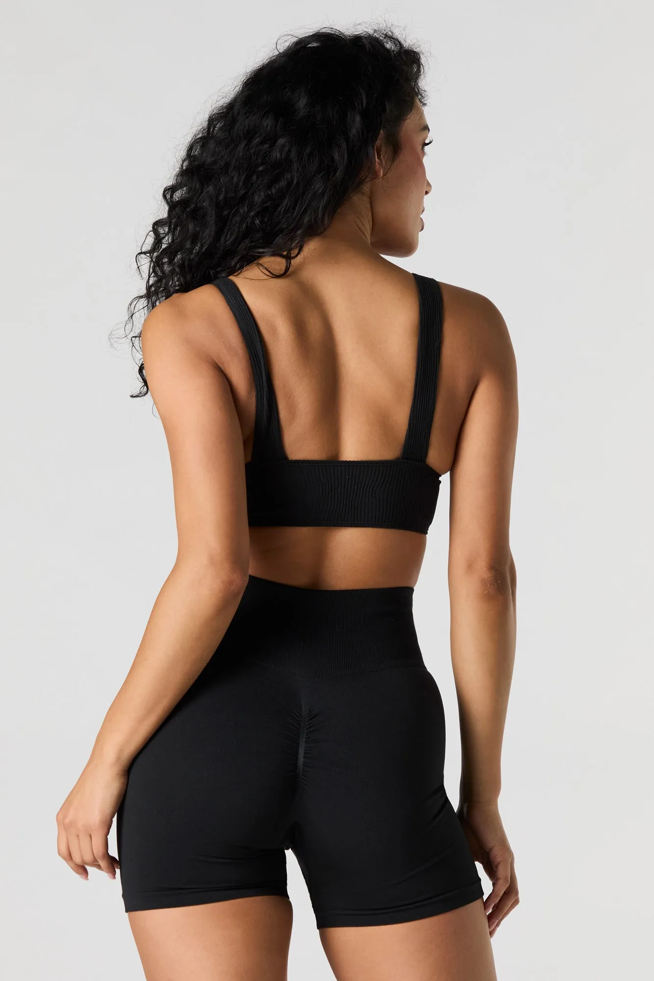 Short Active sans couture ruché au dos sold by Urban Planet product image thumbnail 5