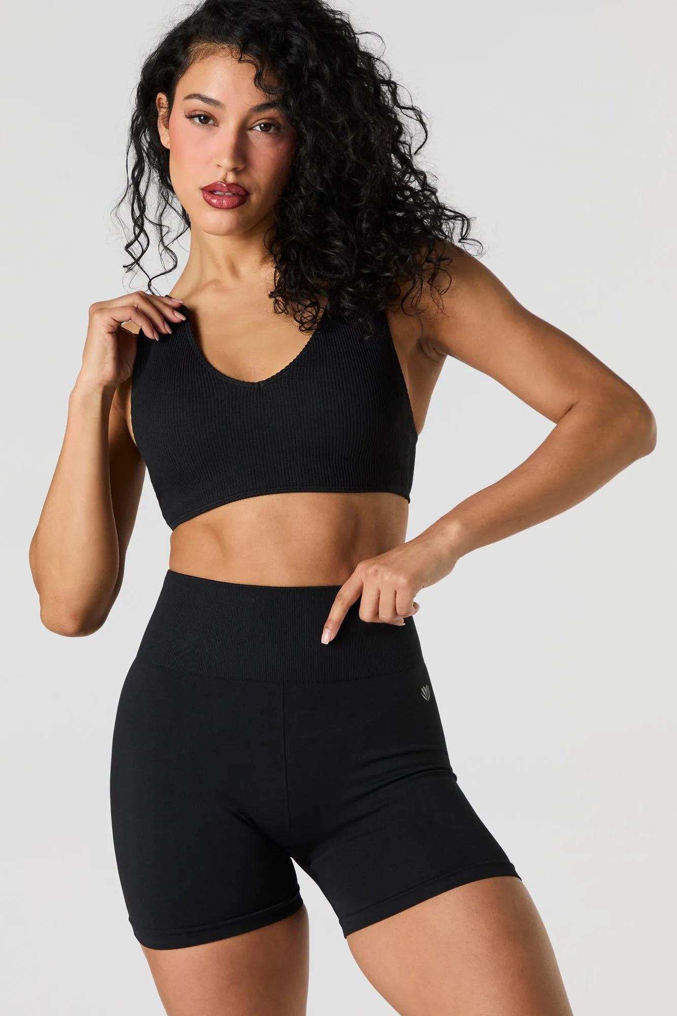 Short Active sans couture ruché au dos sold by Urban Planet product image thumbnail 4