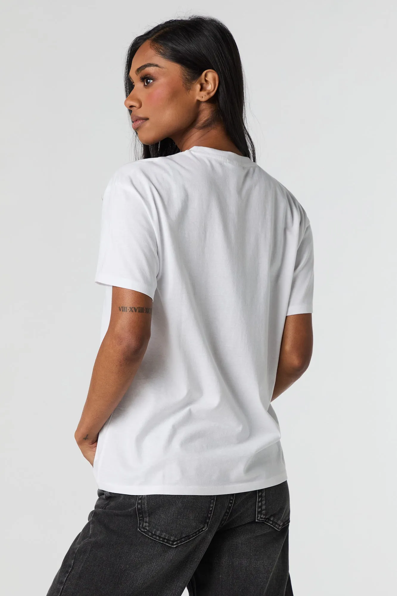 T-shirt de coupe garçonne à imprimé Bluey sold by Urban Planet product image thumbnail 2