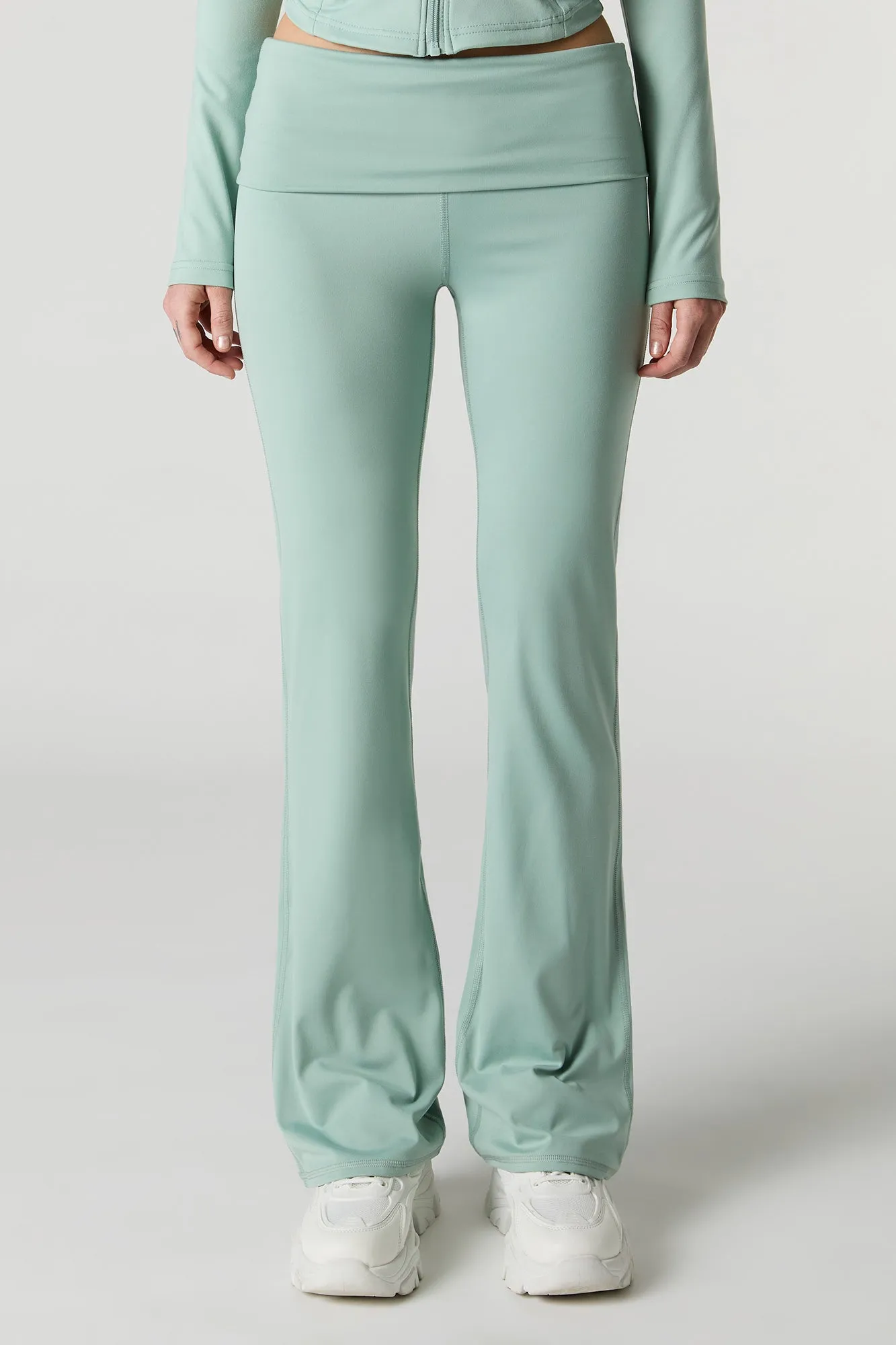 Pantalon Active à jambe évasée et taille pliée sold by Urban Planet product image thumbnail 2