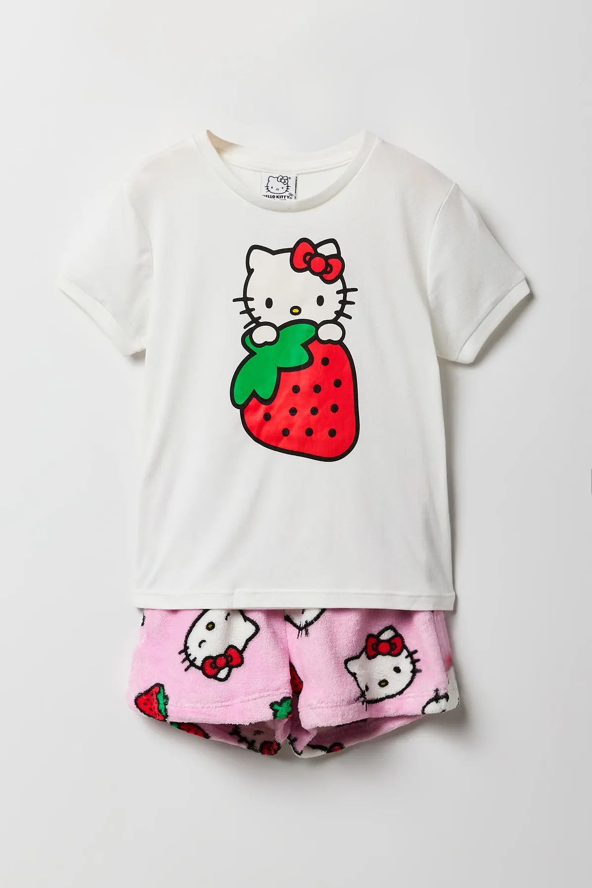 Ensemble pyjama avec t-shirt et short à imprimé Hello Kitty Strawberry pour fille sold by Urban Planet