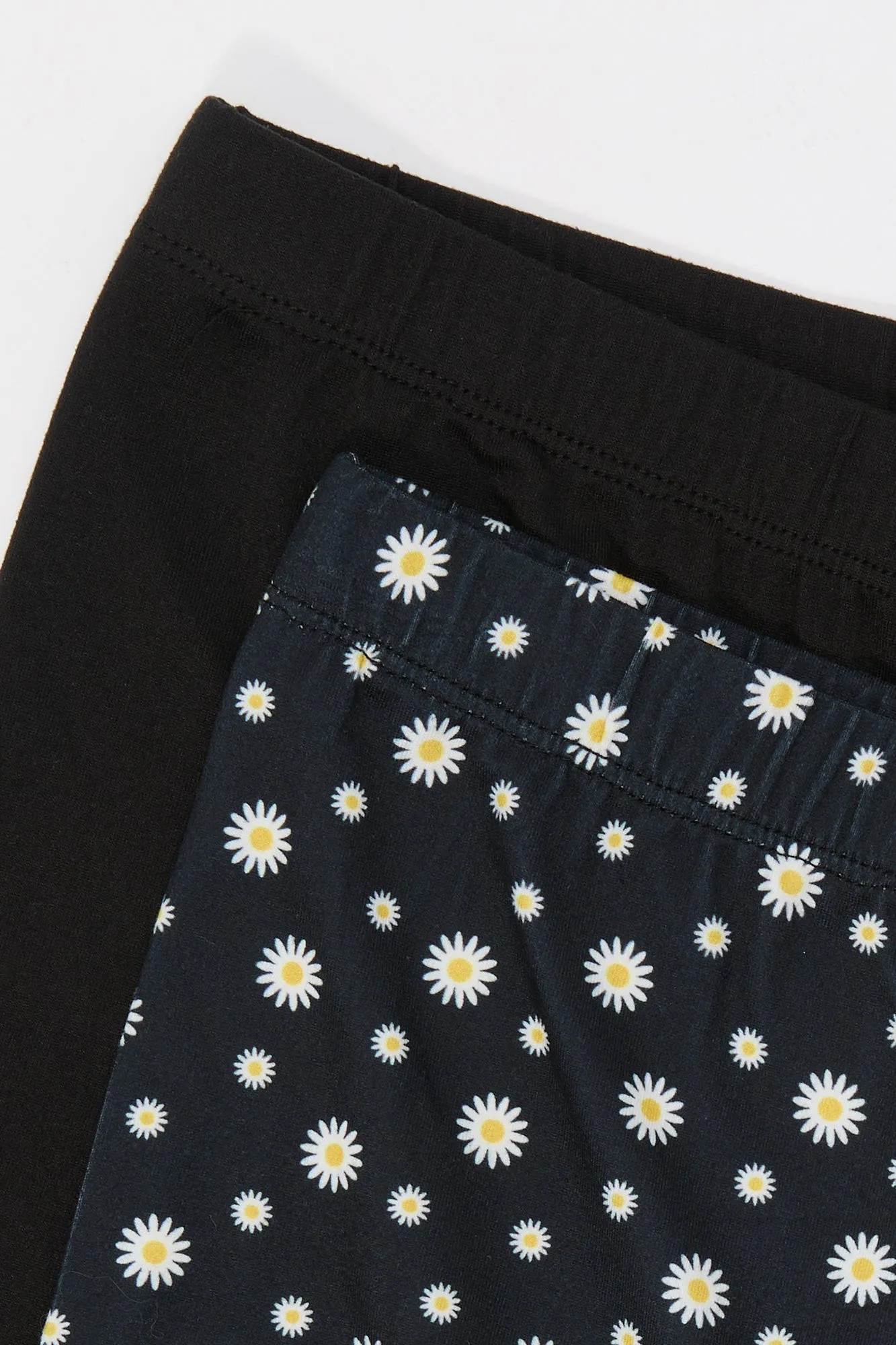 Short court uni et imprimé pour fille (Paquet de 2) sold by Urban Planet