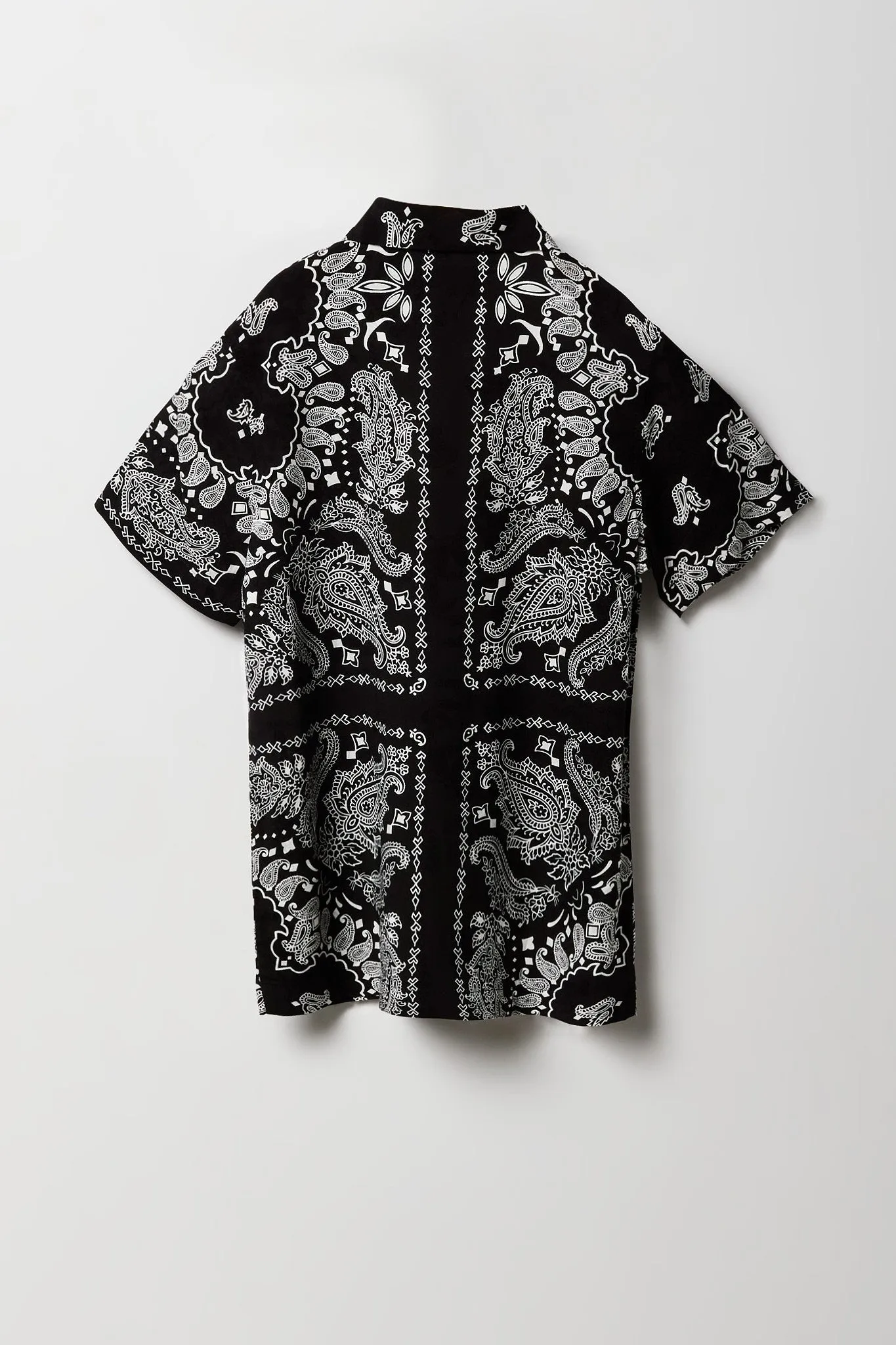 Boys Paisley Print Button-Up Collared Top sold by Urban Planet product image thumbnail 2