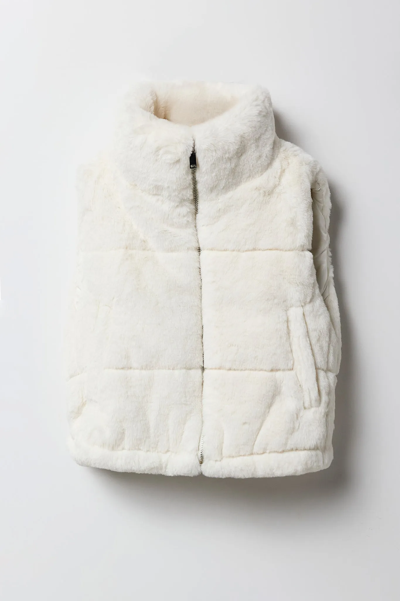 Veste bouffante en similifourrure pour fille sold by Urban Planet product image thumbnail 3