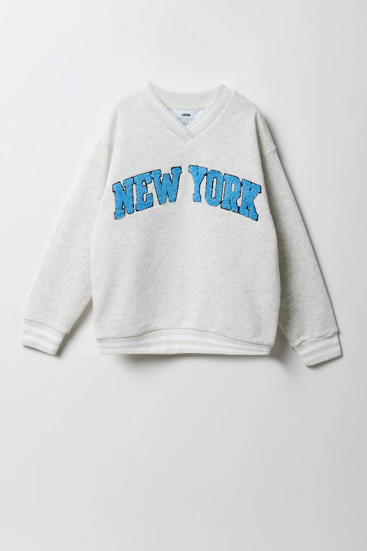 Girls Oversized Chenille Embroidered Fleece V-Neck Sweatshirt sold by Urban Planet product image thumbnail 3