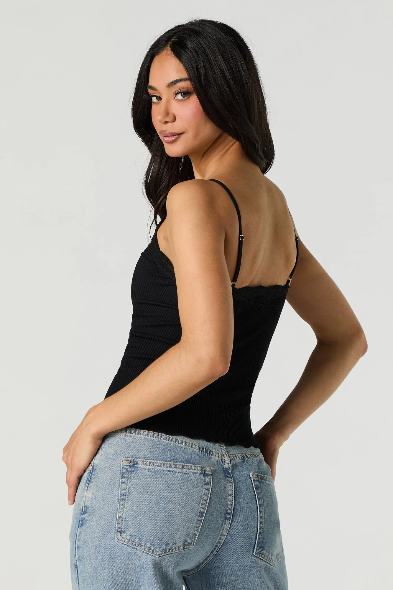 Camisole côtelée sans couture à bordure de dentelle et ourlet ondulé sold by Urban Planet product image thumbnail 5