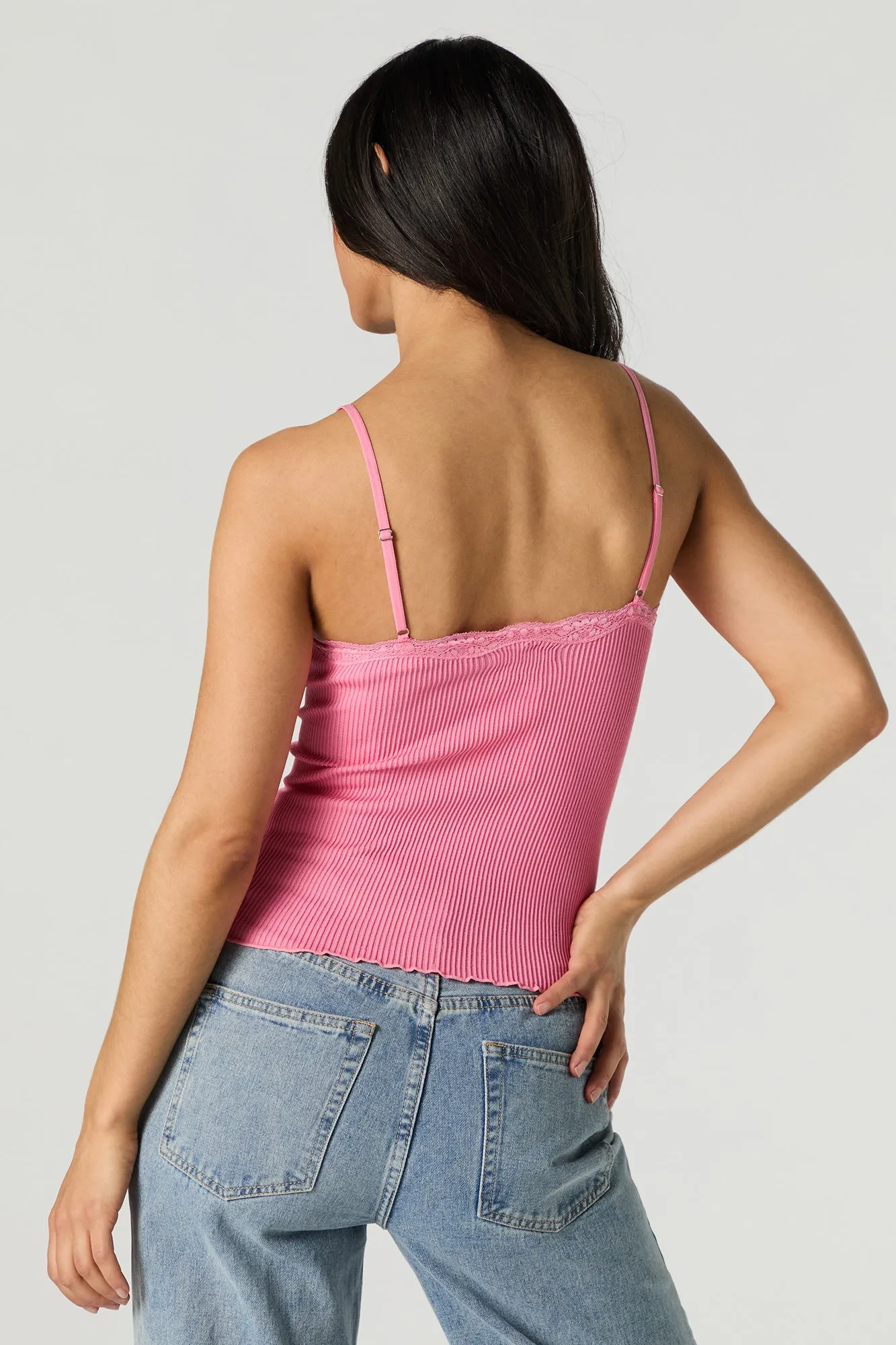 Camisole côtelée sans couture à bordure de dentelle et ourlet ondulé sold by Urban Planet product image thumbnail 2