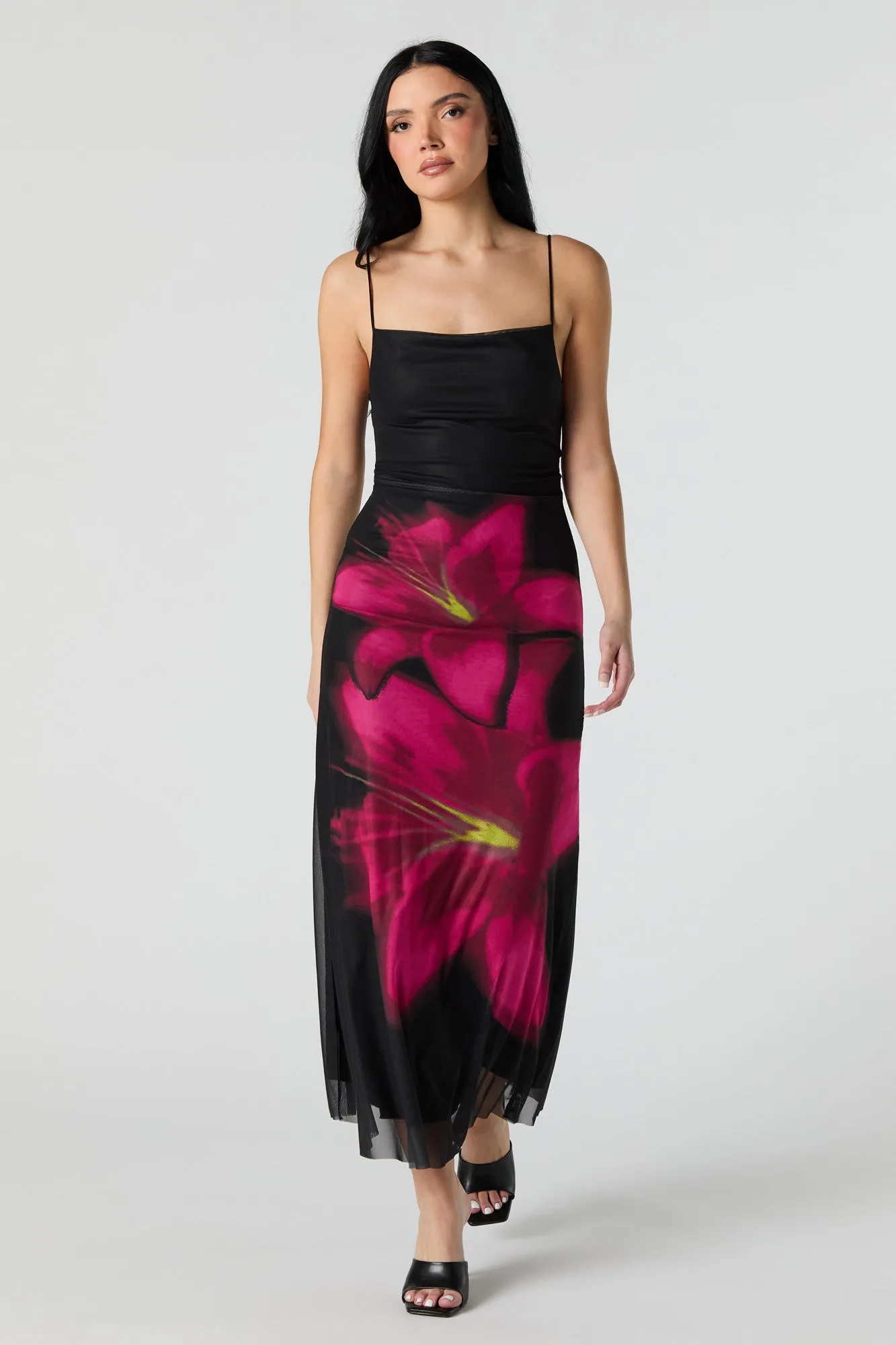 Robe maxi en filet imprimé sold by Urban Planet product image thumbnail 2