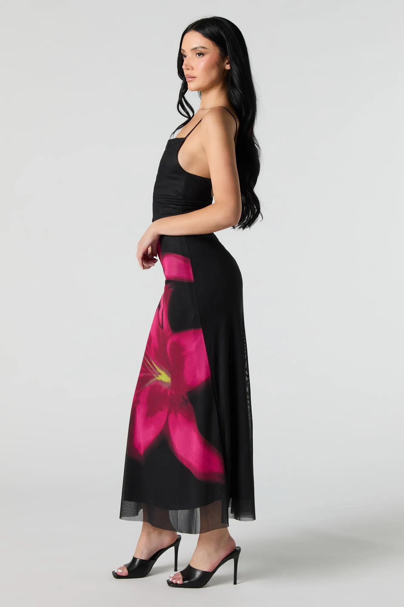 Robe maxi en filet imprimé sold by Urban Planet product image thumbnail 3