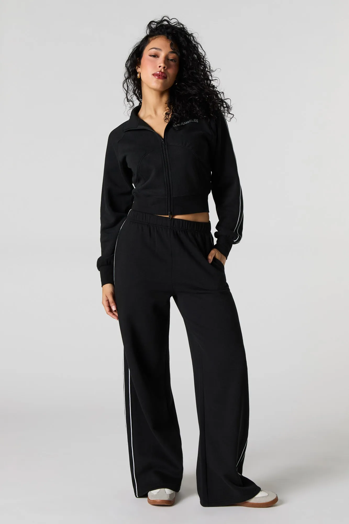 Pantalon d'entraînement Active à jambe large en molleton sold by Urban Planet product image thumbnail 4