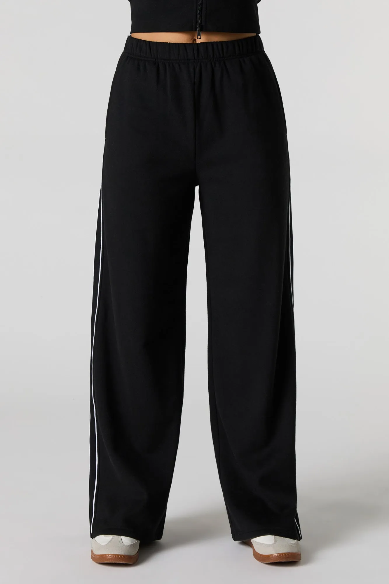 Pantalon d'entraînement Active à jambe large en molleton sold by Urban Planet product image thumbnail 5