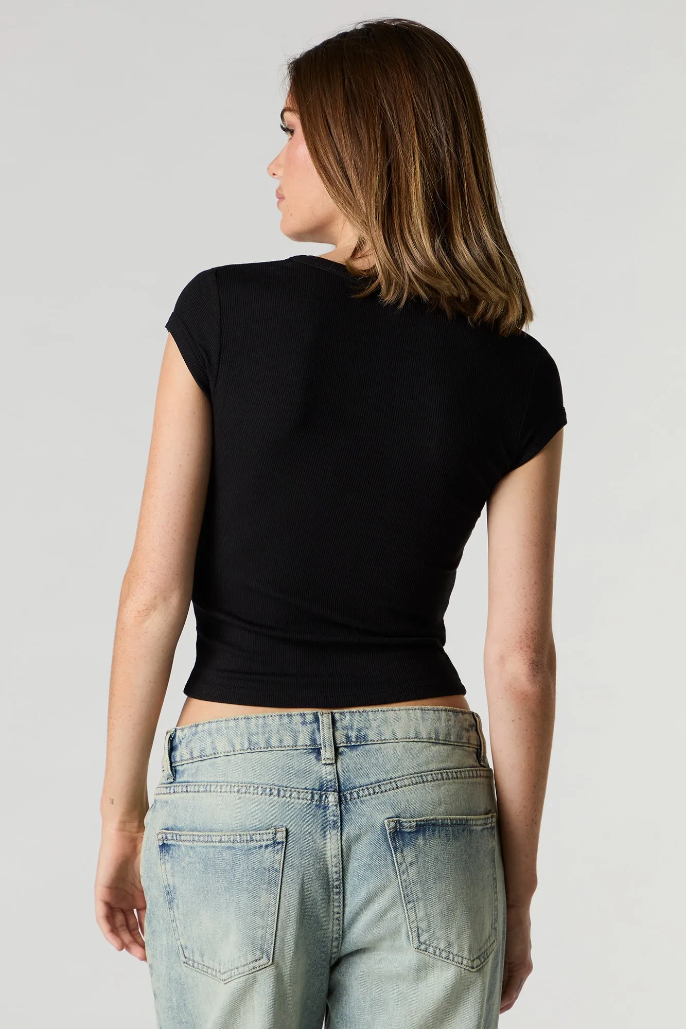 T-shirt ajusté côtelé à encolure en V sold by Urban Planet product image thumbnail 5