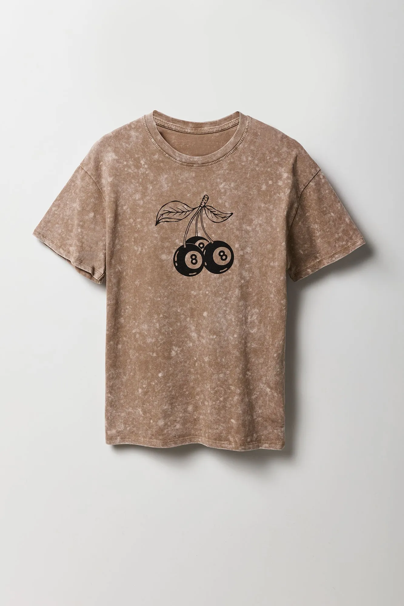 T-shirt de coupe garçonne délavé à imprimé 8 Ball Cherries sold by Urban Planet product image thumbnail 5