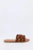 Sandales en similicuir avec brides sold by Urban Planet