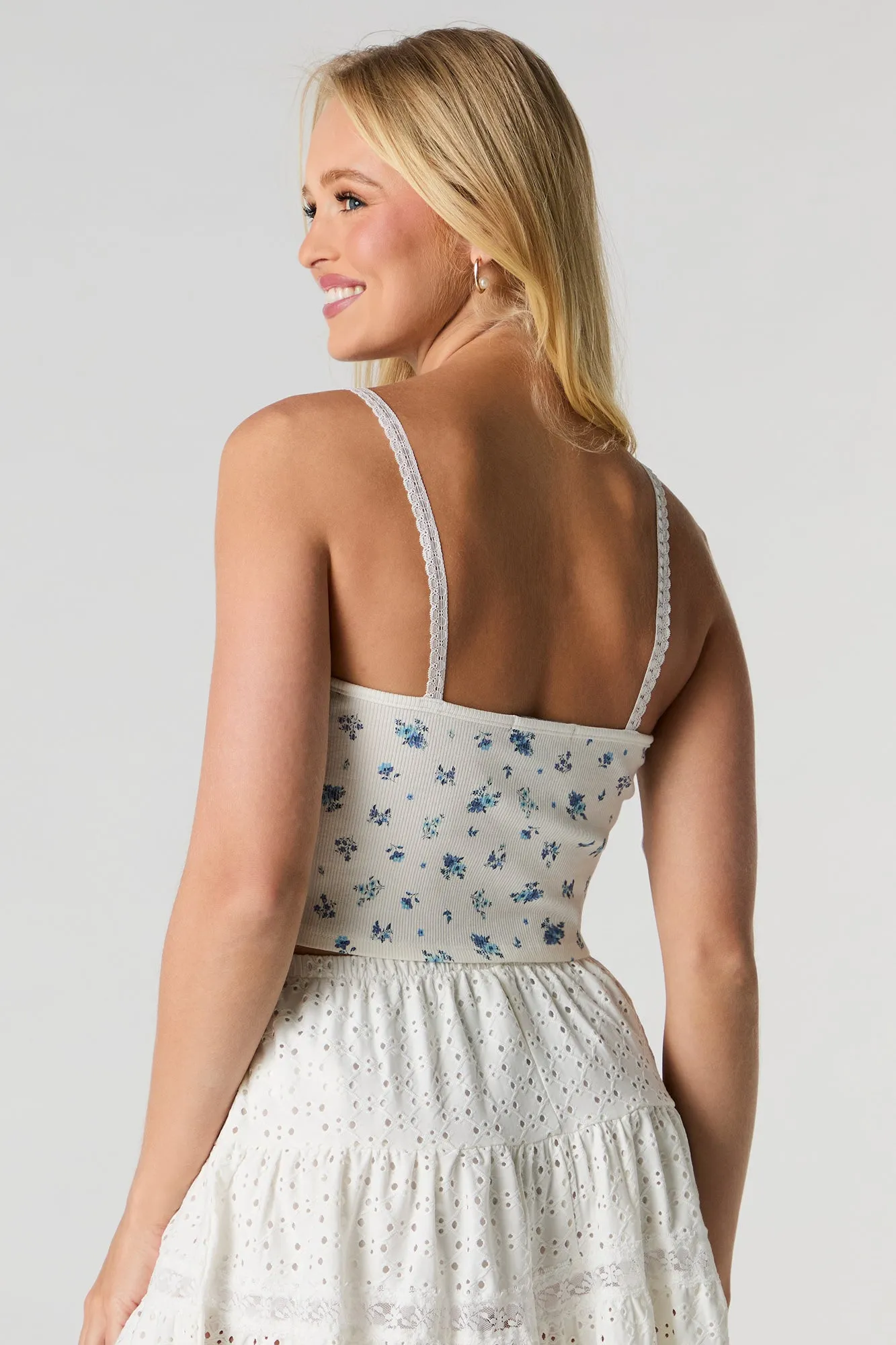 Camisole côtelée ouverte à bordure en dentelle sold by Urban Planet product image thumbnail 2