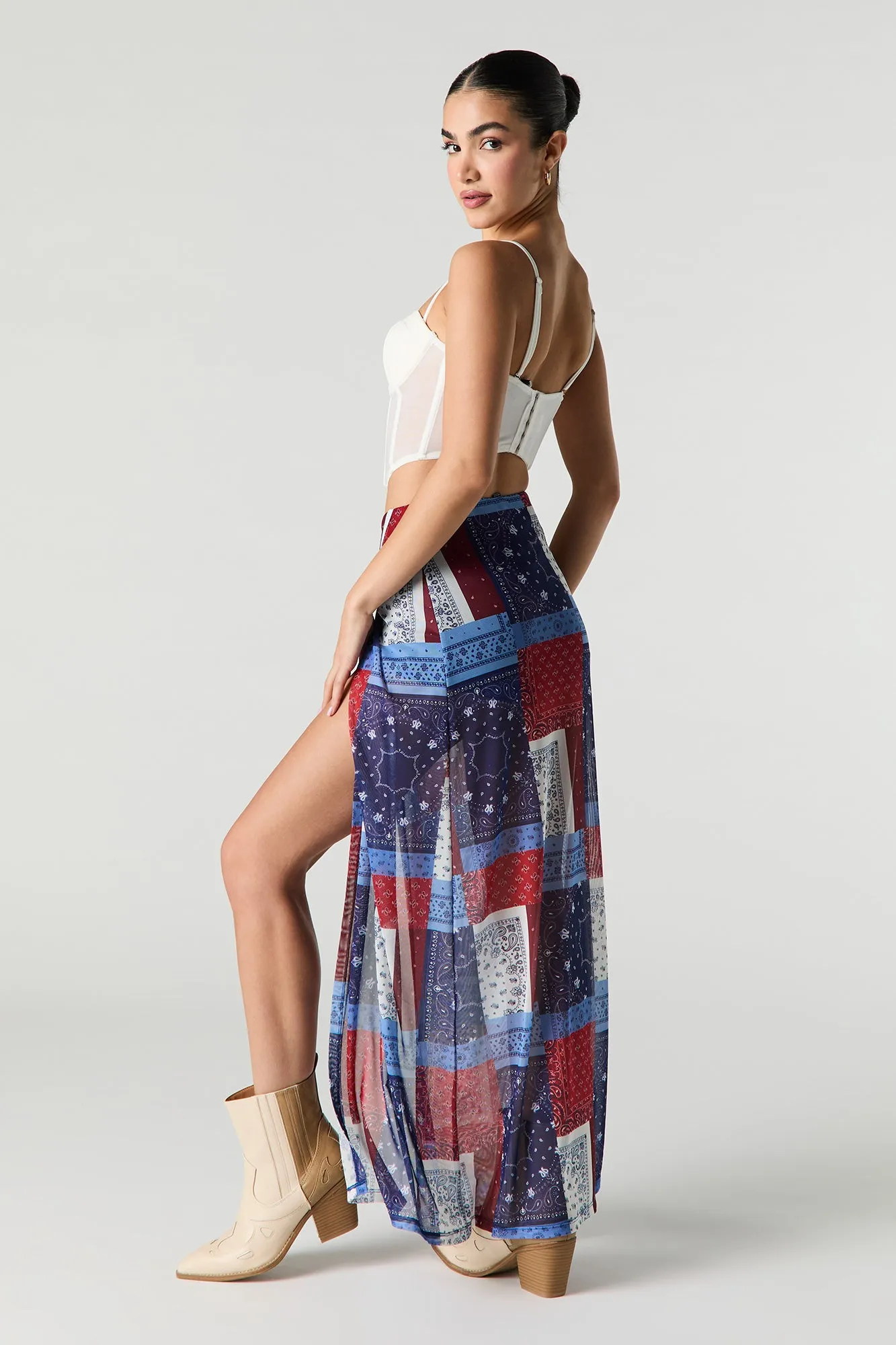 Jupe-short maxi croisée en filet imprimé sold by Urban Planet product image thumbnail 5