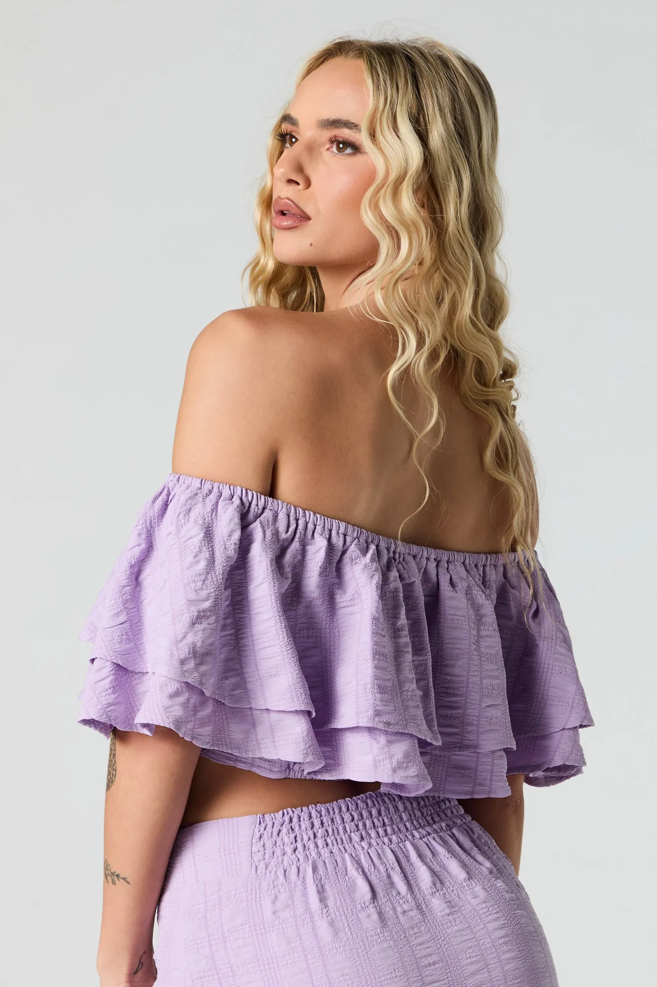 Haut écourté texturé, étagé et épaule dégagée sold by Urban Planet product image thumbnail 2