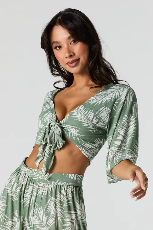 Haut court avec motif de feuilles et attache sold by Urban Planet