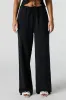 Pantalon fluide à jambe large avec taille coulissante sold by Urban Planet
