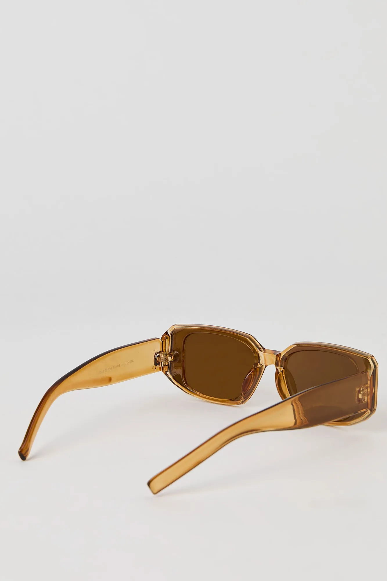 Lunettes de soleil carrées sold by Urban Planet product image thumbnail 3