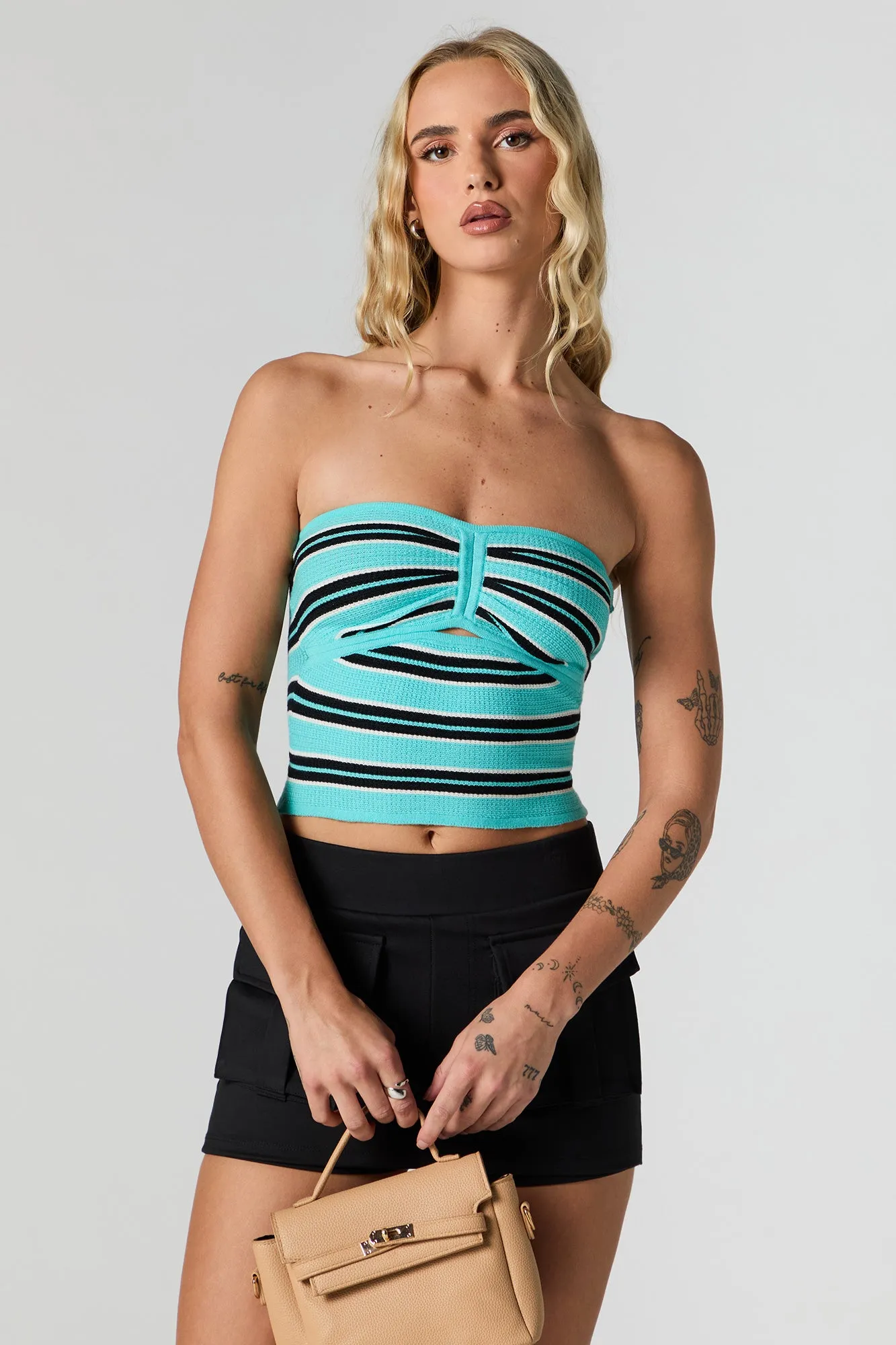 Haut tube en tricot rayé sold by Urban Planet