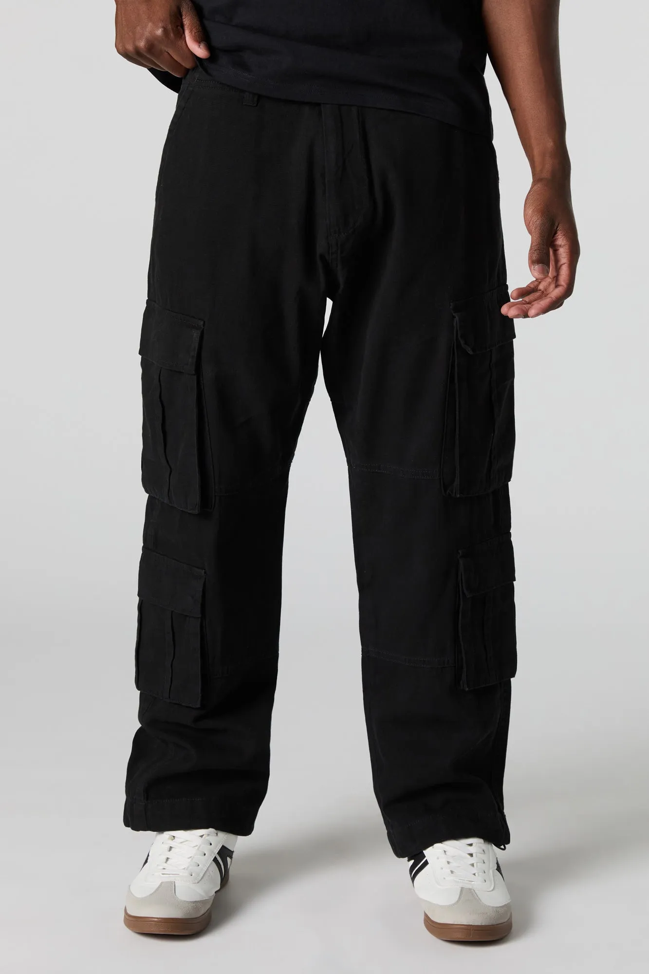 Pantalon cargo à jambe droite avec poches multiples sold by Urban Planet product image thumbnail 5