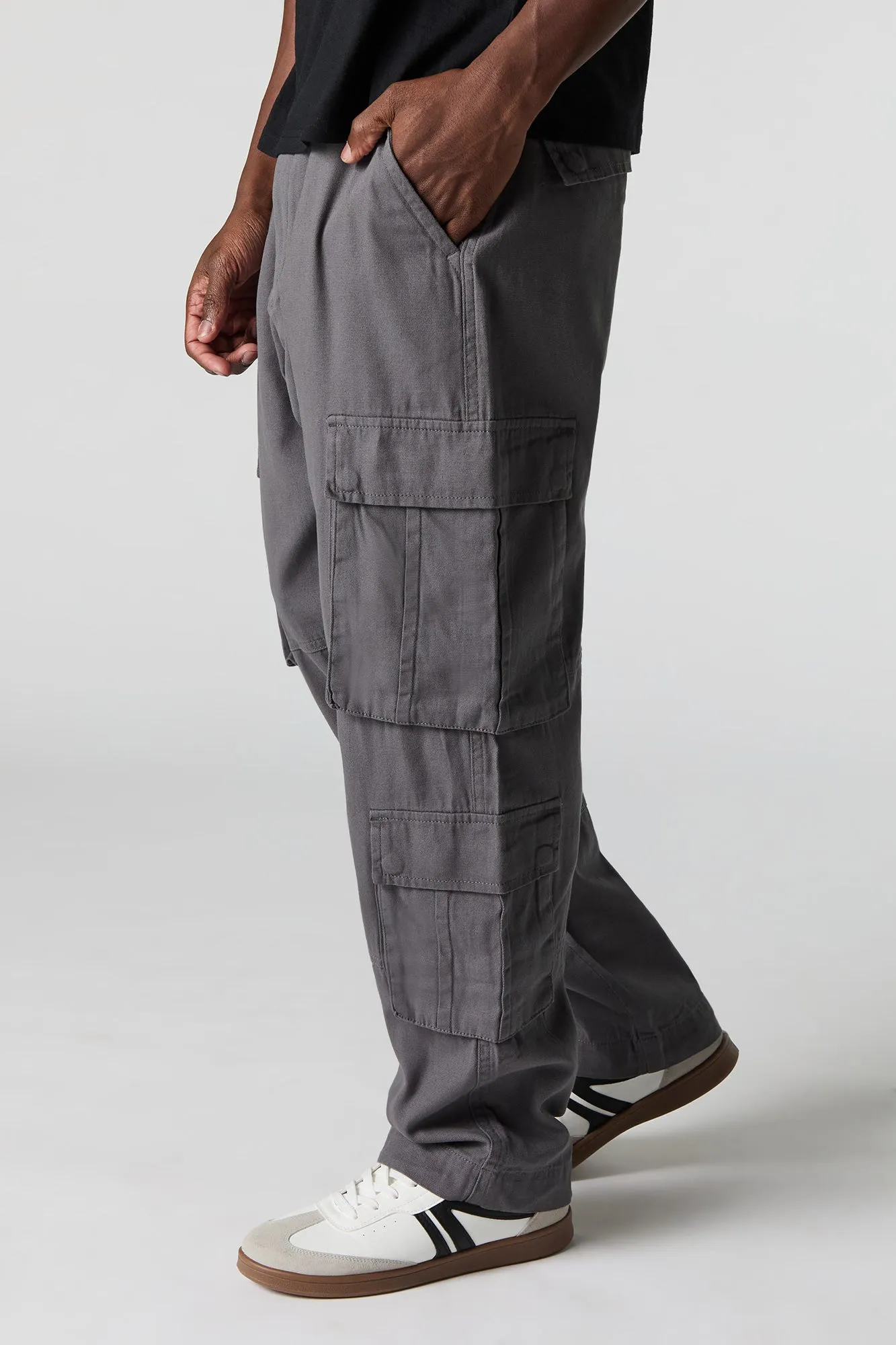 Pantalon cargo à jambe droite avec poches multiples sold by Urban Planet product image thumbnail 4