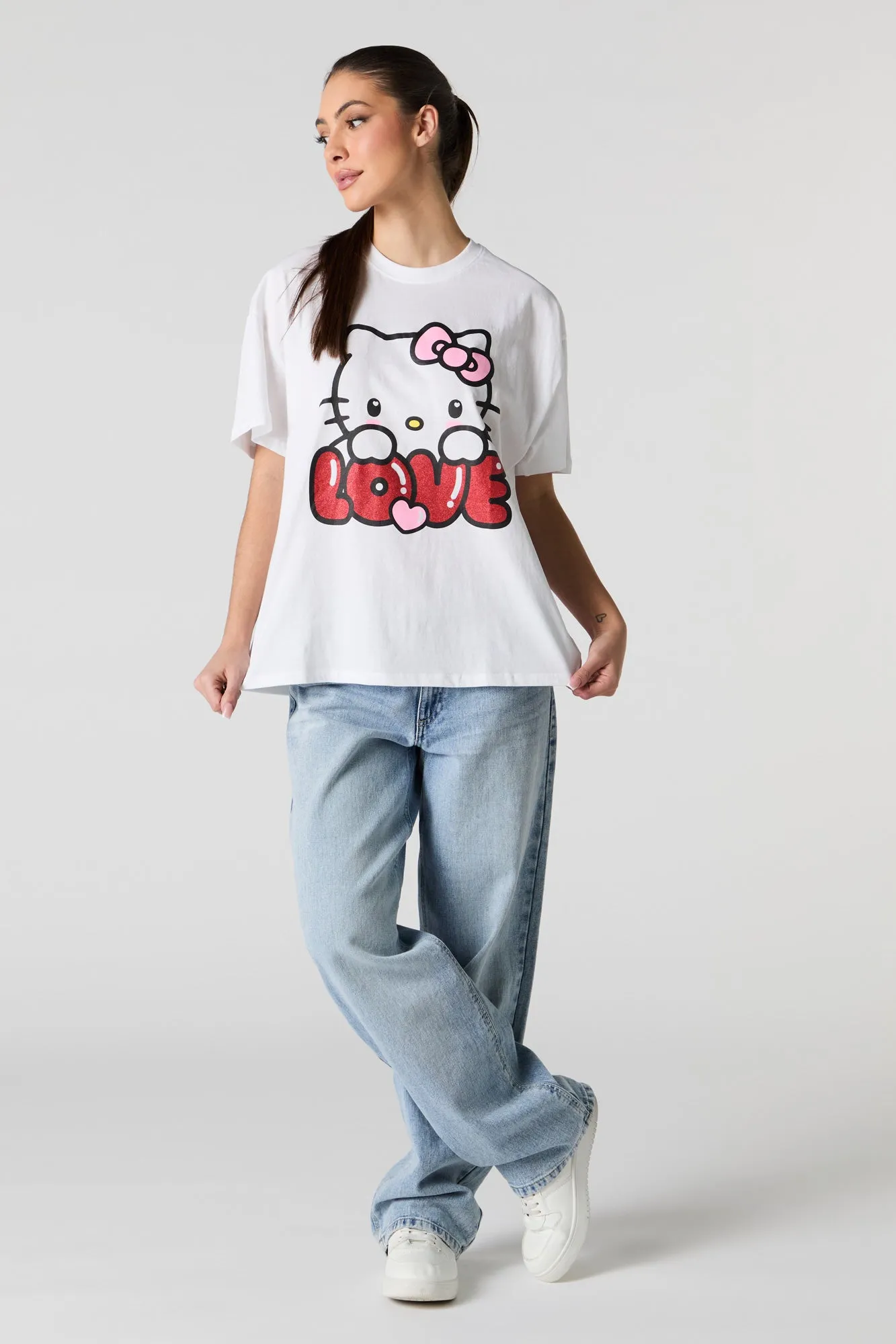 T-shirt coupe garçonne à imprimé Hello Kitty Love sold by Urban Planet product image thumbnail 3