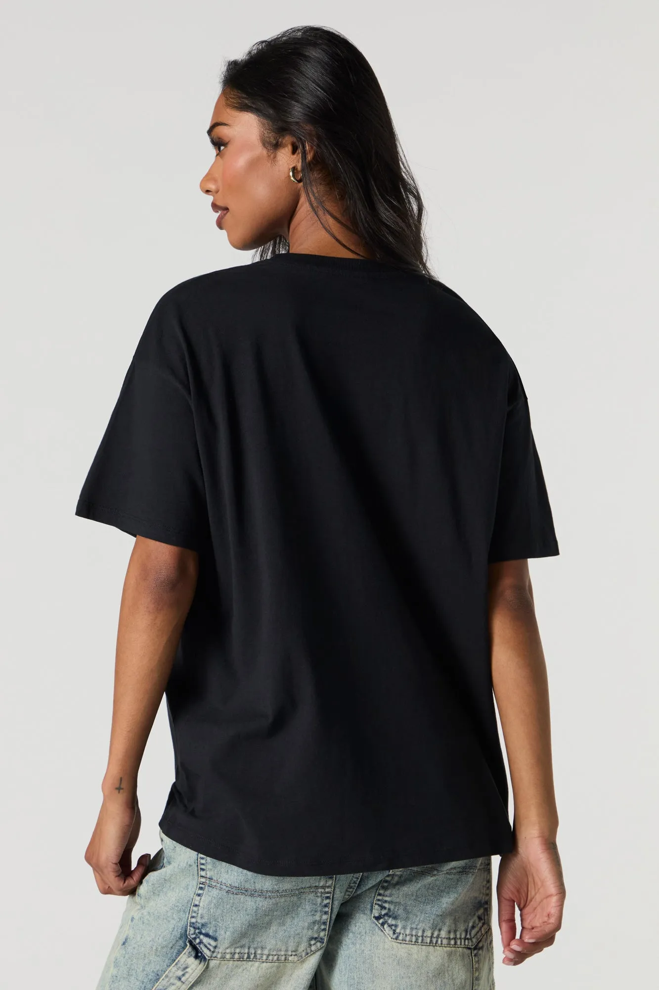 T-shirt de coupe garçonne à imprimé Mickey Mouse sold by Urban Planet product image thumbnail 2