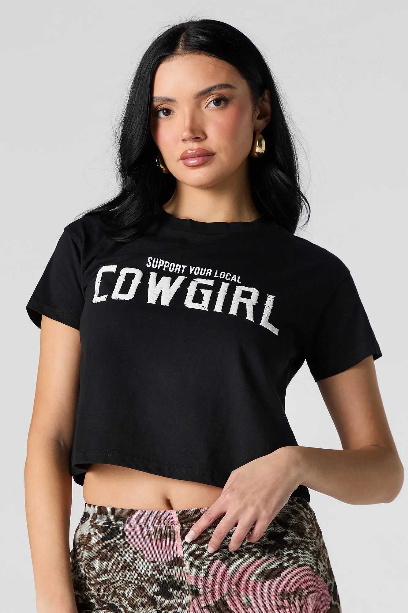 T-shirt court à imprimé Local Cowgirl sold by Urban Planet