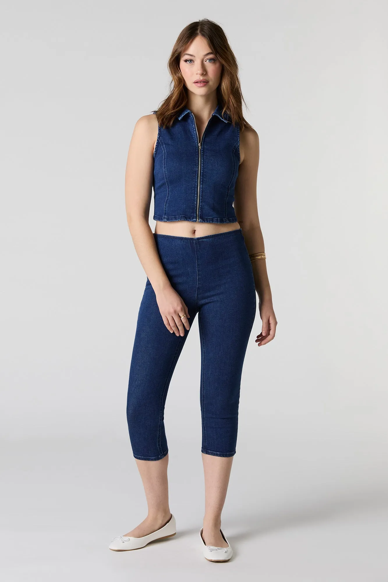 Veste en denim écourtée à glissière sold by Urban Planet product image thumbnail 3