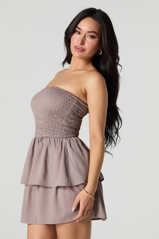 Minirobe smockée volantée avec bretelles amovibles sold by Urban Planet