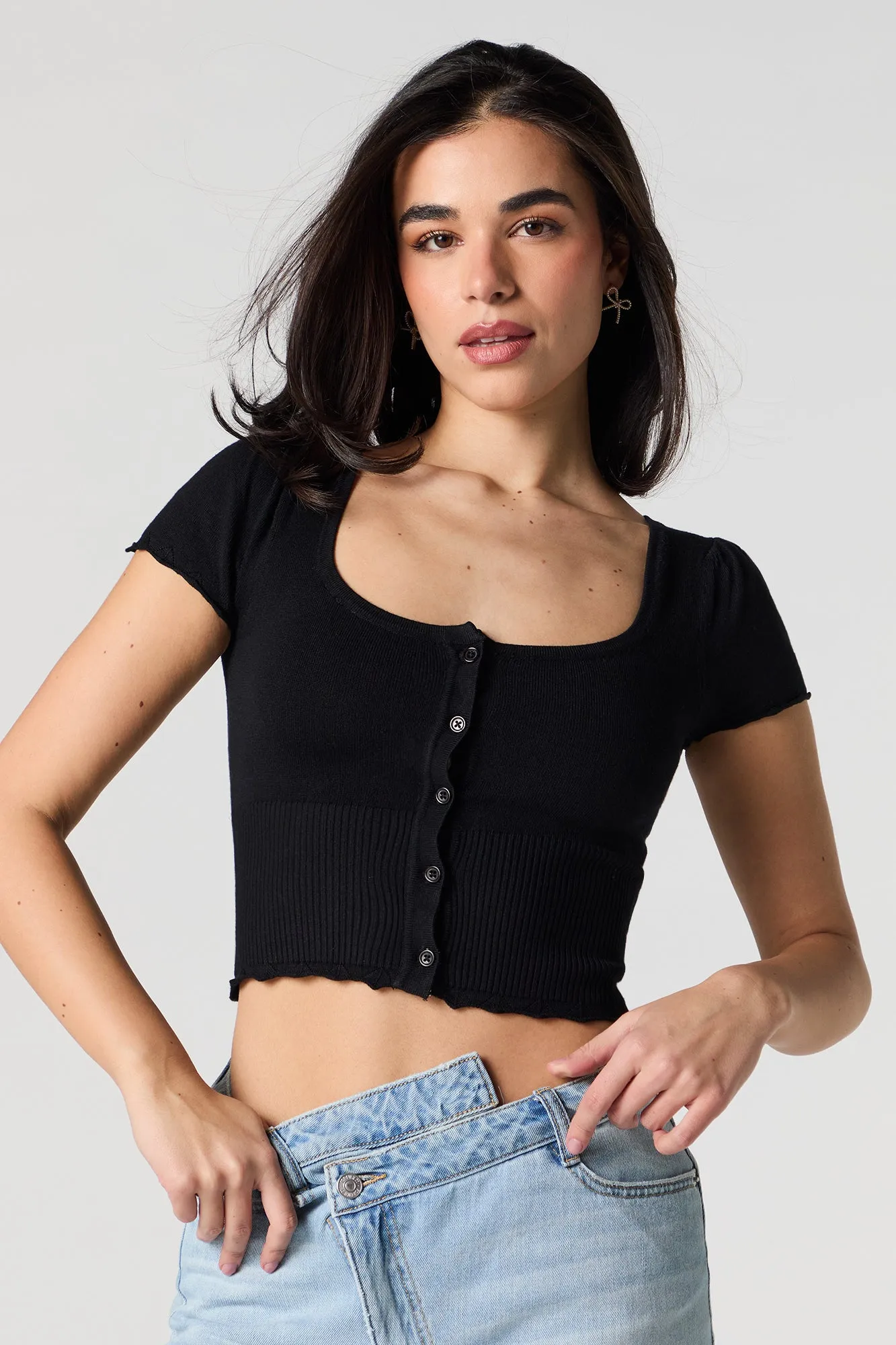 Haut boutonné court en tricot avec encolure carrée sold by Urban Planet product image thumbnail 4
