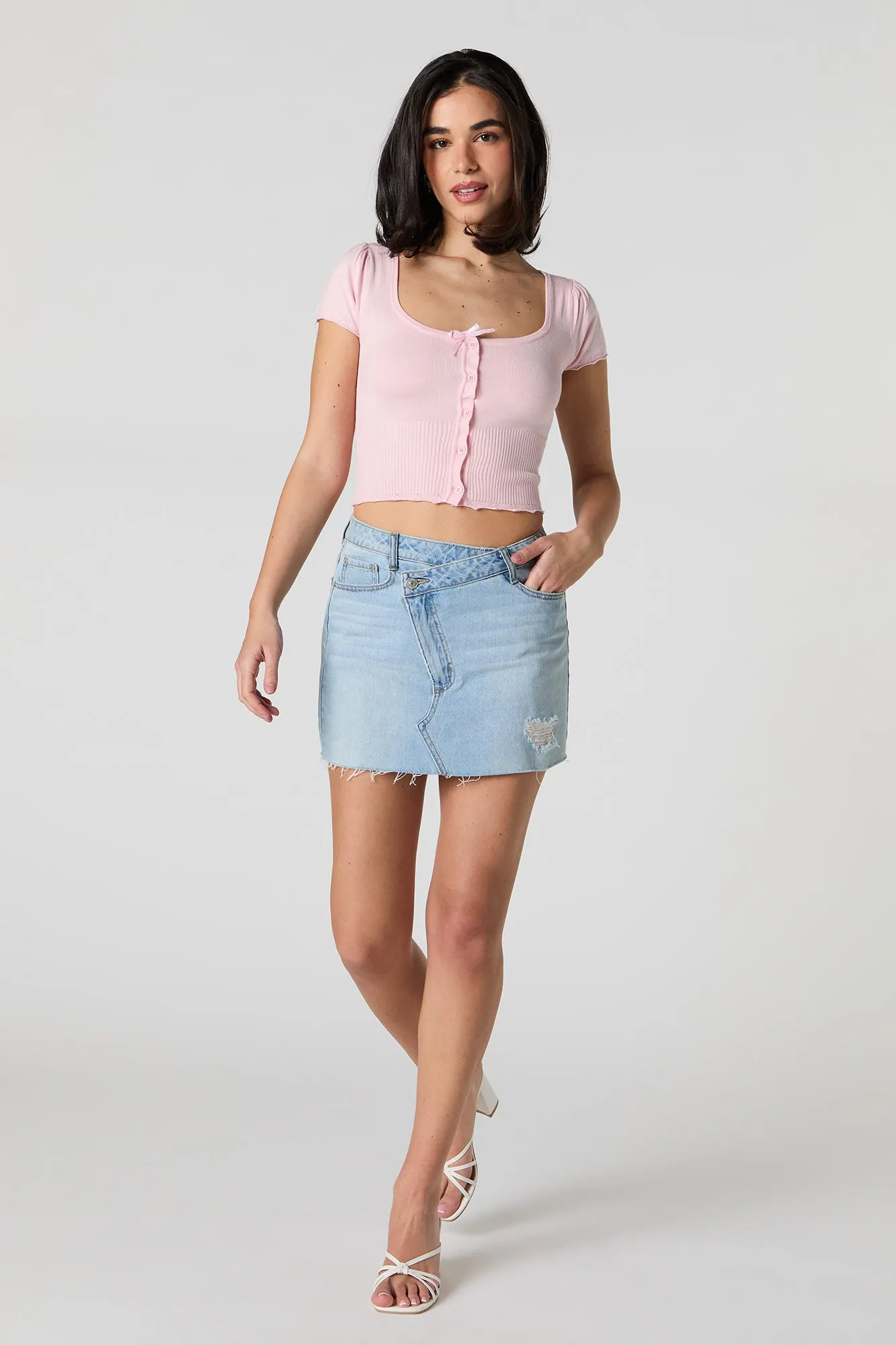 Haut boutonné court en tricot avec encolure carrée sold by Urban Planet product image thumbnail 3