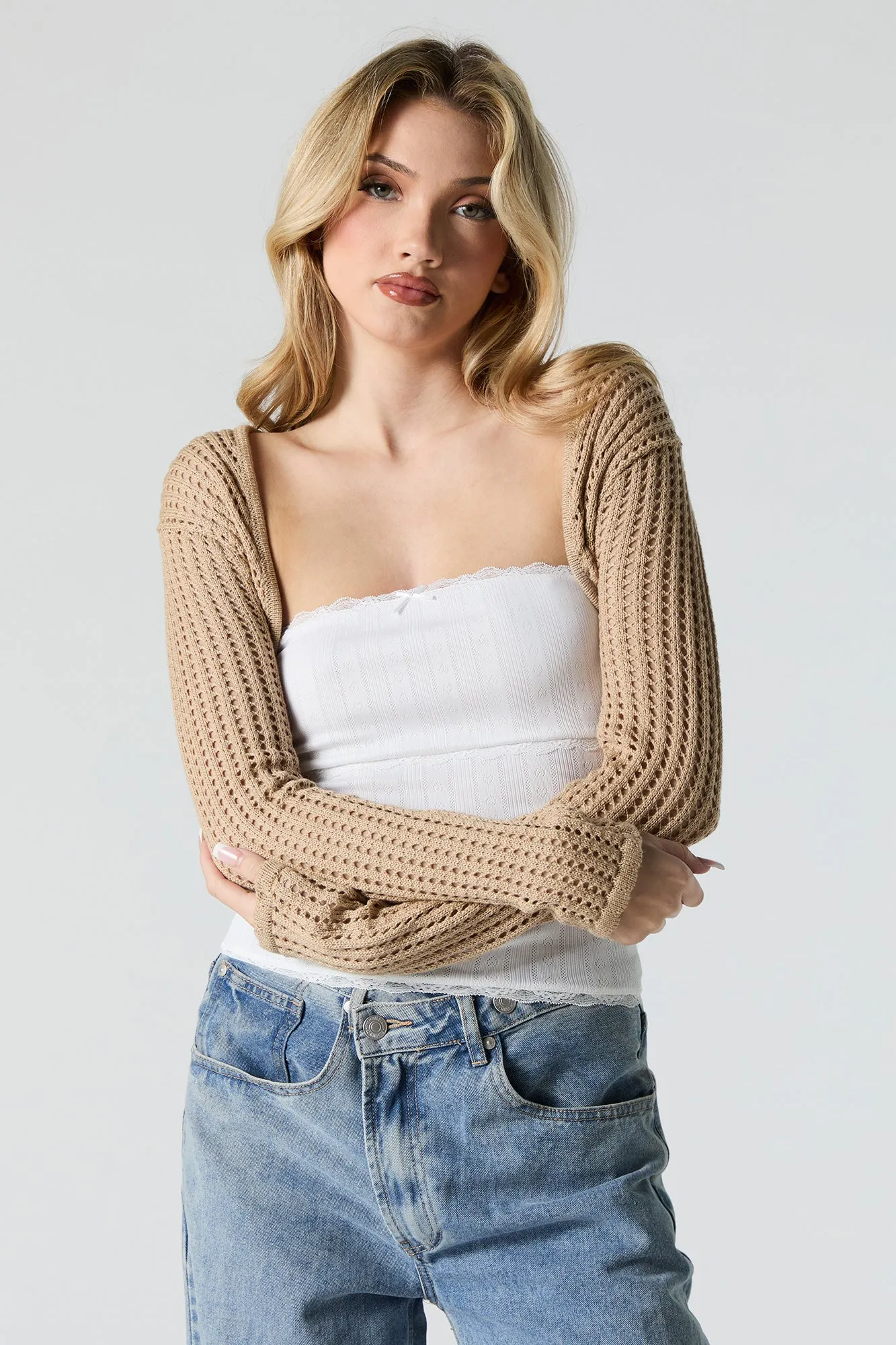 Cache-épaule écourté en tricot ouvert sold by Urban Planet