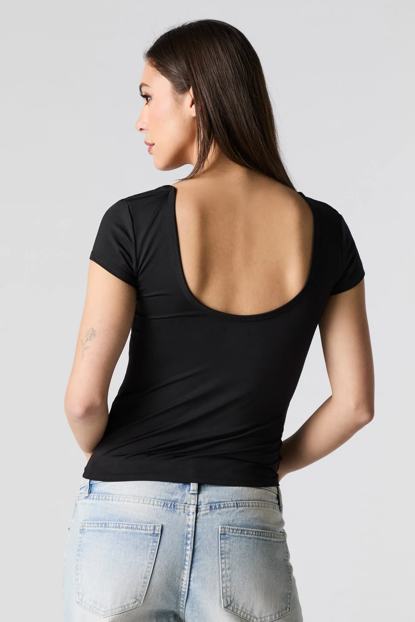 T-shirt profilé avec encolure dégagée carrée sold by Urban Planet product image thumbnail 5