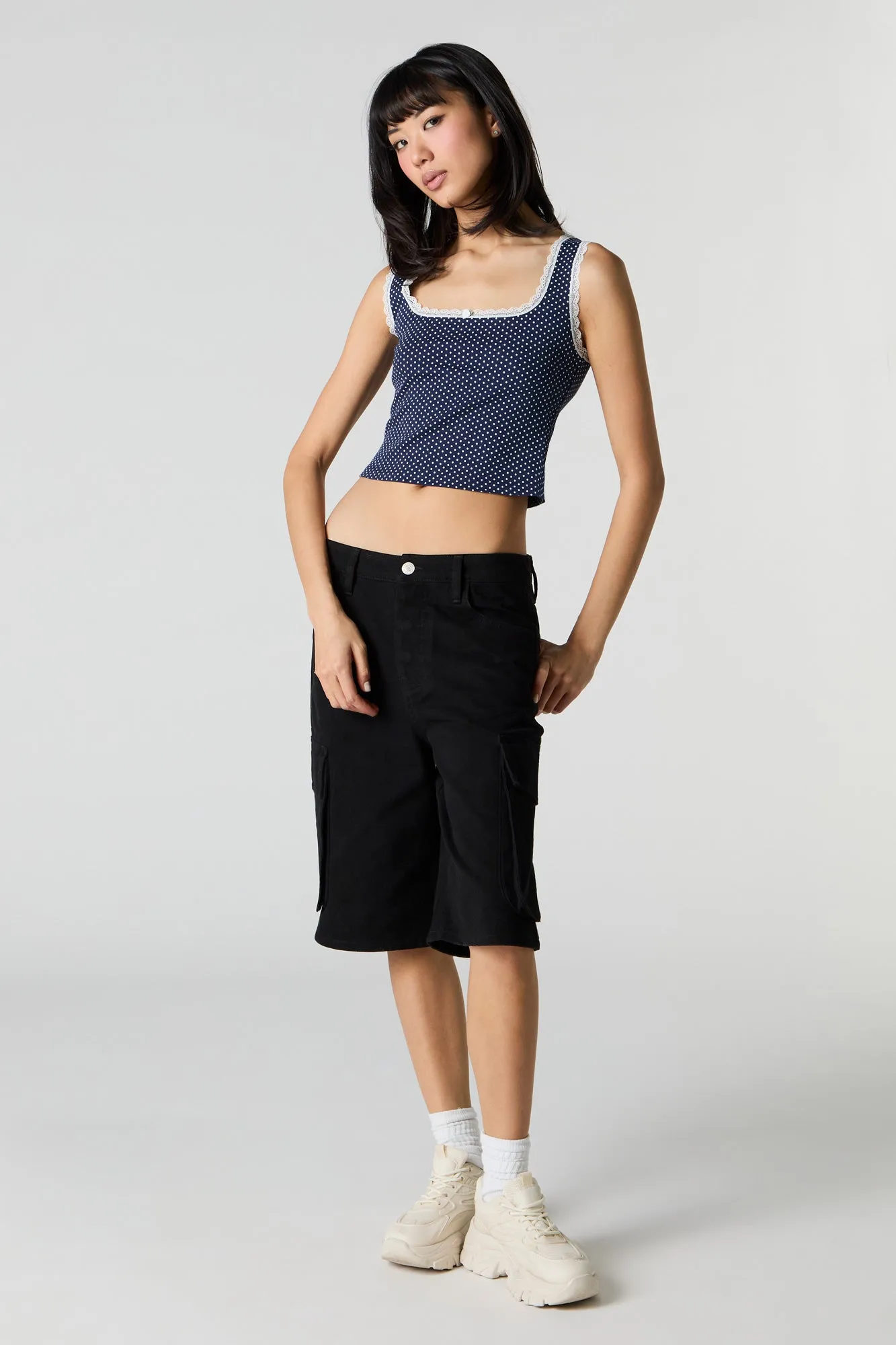 Débardeur avec rosettes, encolure carrée et liséré de dentelle sold by Urban Planet product image thumbnail 3