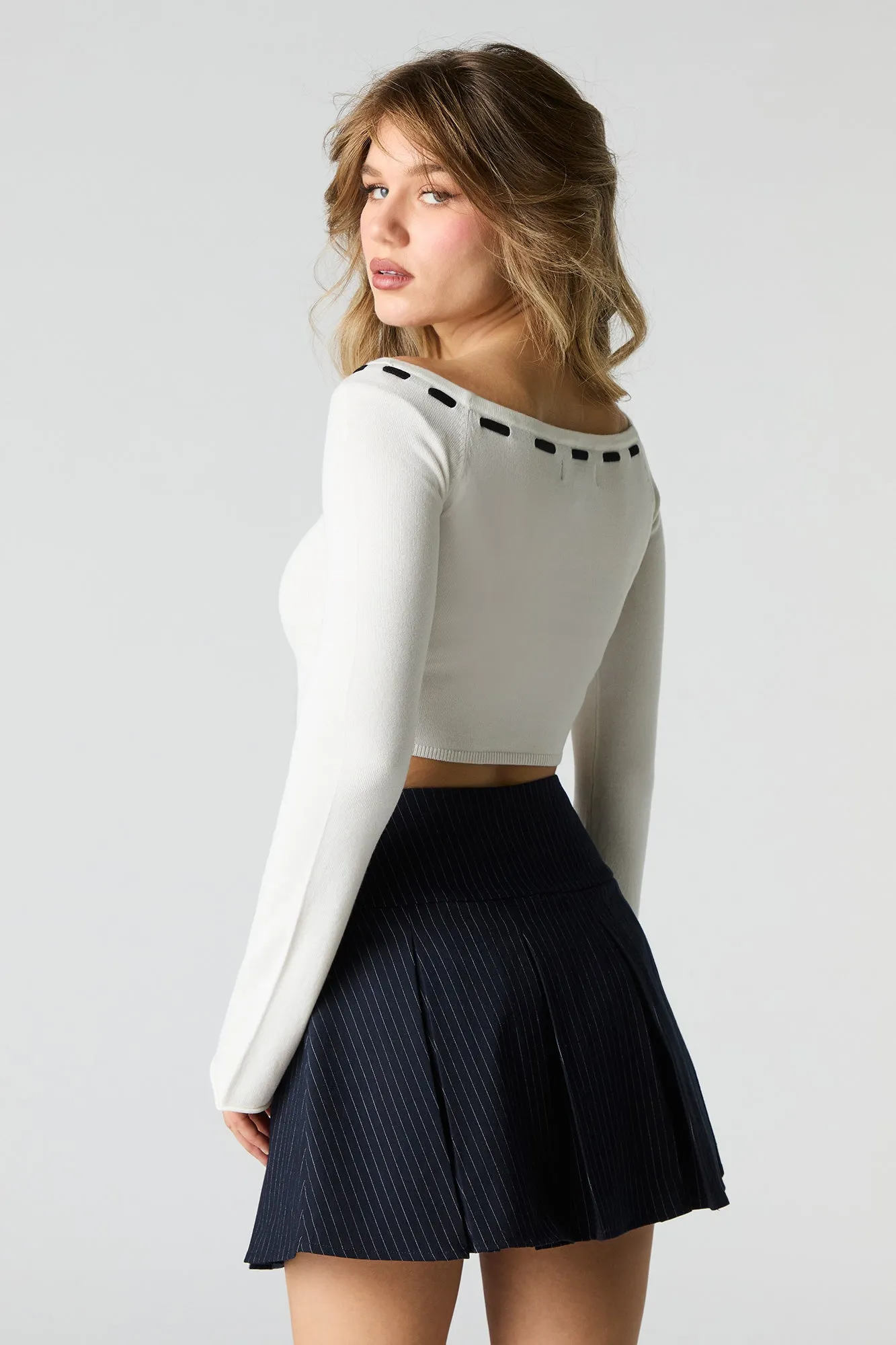 Haut court avec surpiqûres contrastantes et encolure bateau sold by Urban Planet product image thumbnail 2