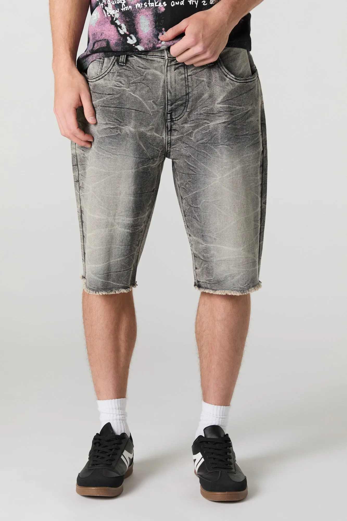 Short mince long en denim sold by Urban Planet