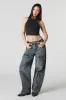 Jean cargo avec multiples poches sold by Urban Planet