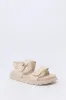Sandales en similicuir avec bandes Velcro sold by Urban Planet