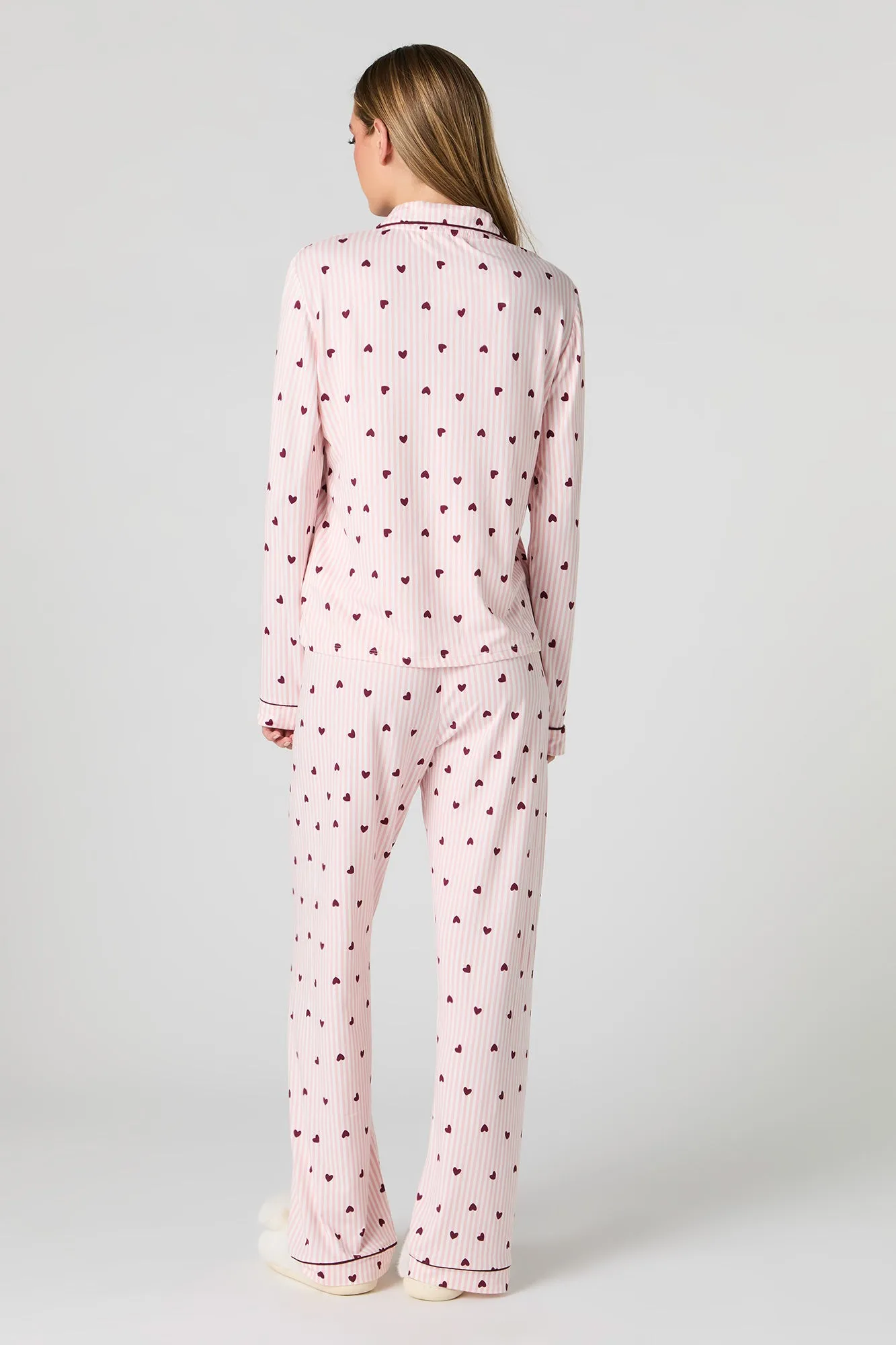 Ensemble-pyjama 2 pièces haut à manche longue boutonné et pantalon sold by Urban Planet product image thumbnail 4