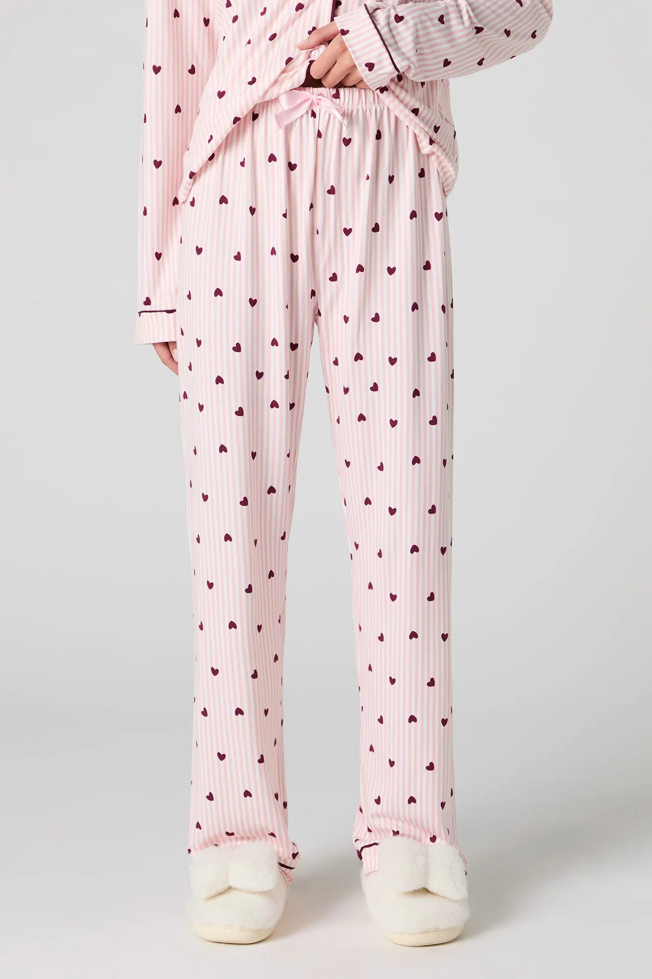 Ensemble-pyjama 2 pièces haut à manche longue boutonné et pantalon sold by Urban Planet product image thumbnail 3