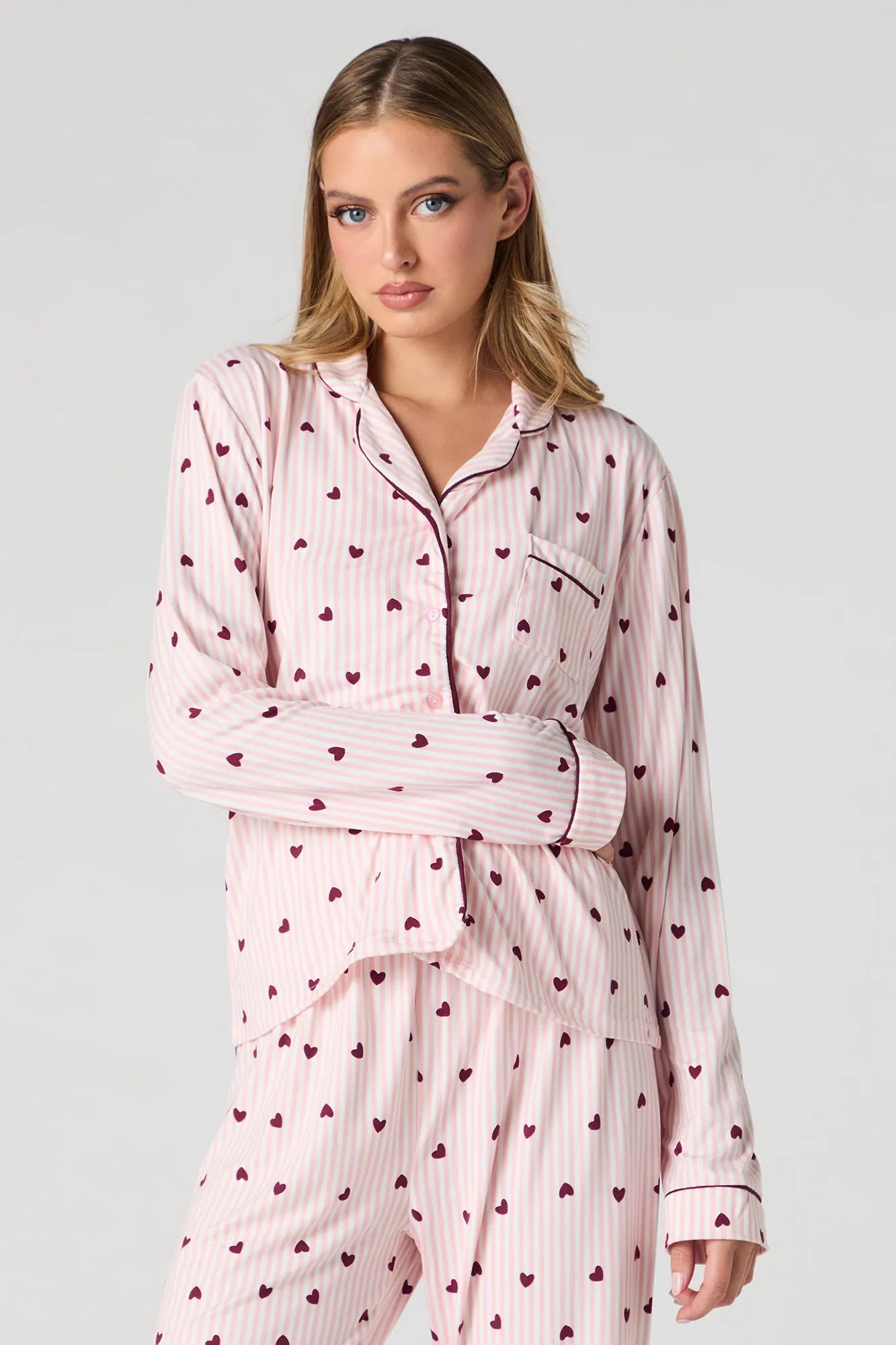 Ensemble-pyjama 2 pièces haut à manche longue boutonné et pantalon sold by Urban Planet product image thumbnail 2