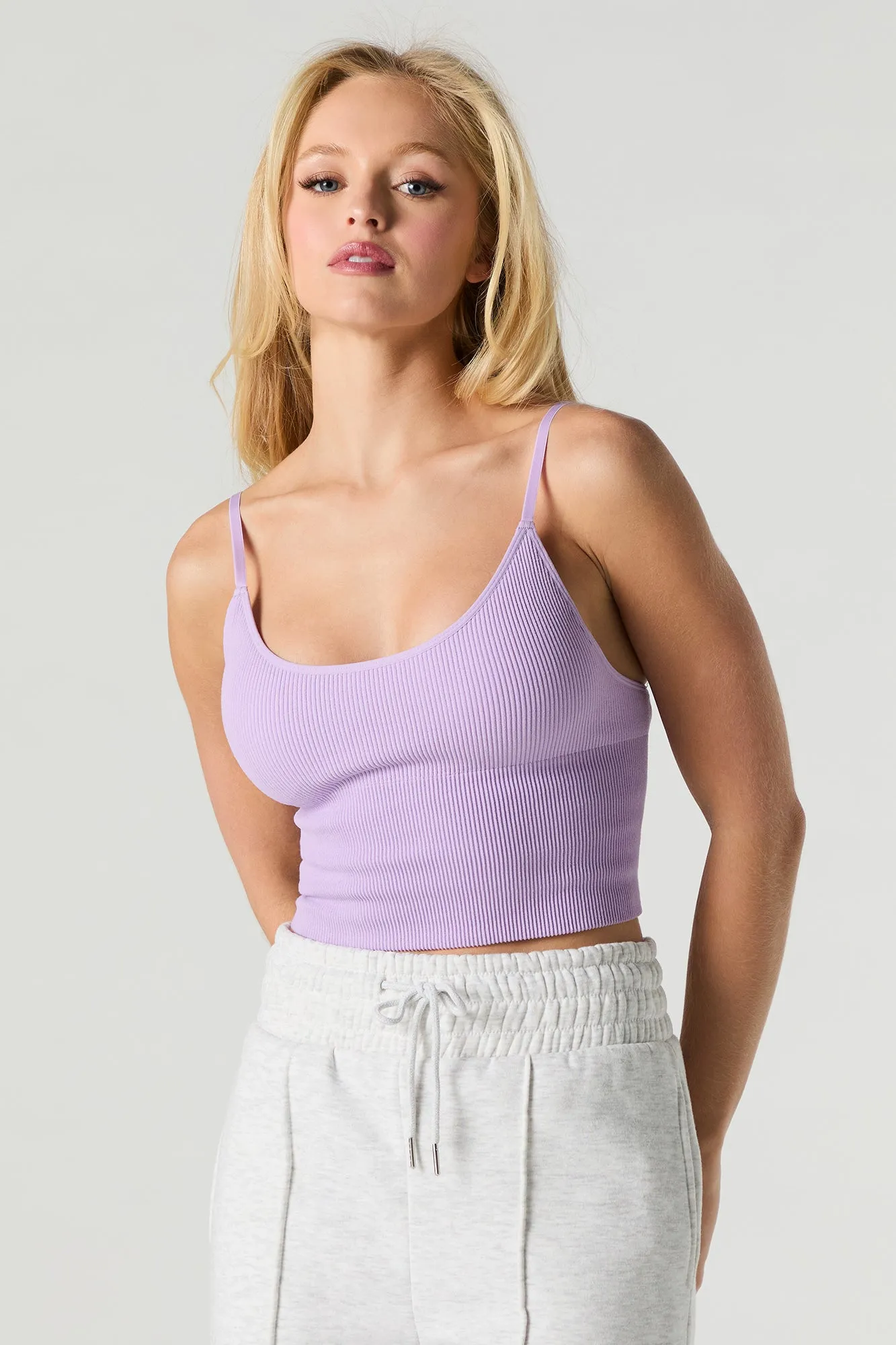 Camisole côtelée sans couture à encolure dégagée avec bonnets intégrés sold by Urban Planet