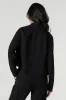 Blazer ouvert en crêpe sold by Urban Planet
