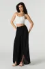 Pantalon fluide à jambe large avec fente sold by Urban Planet